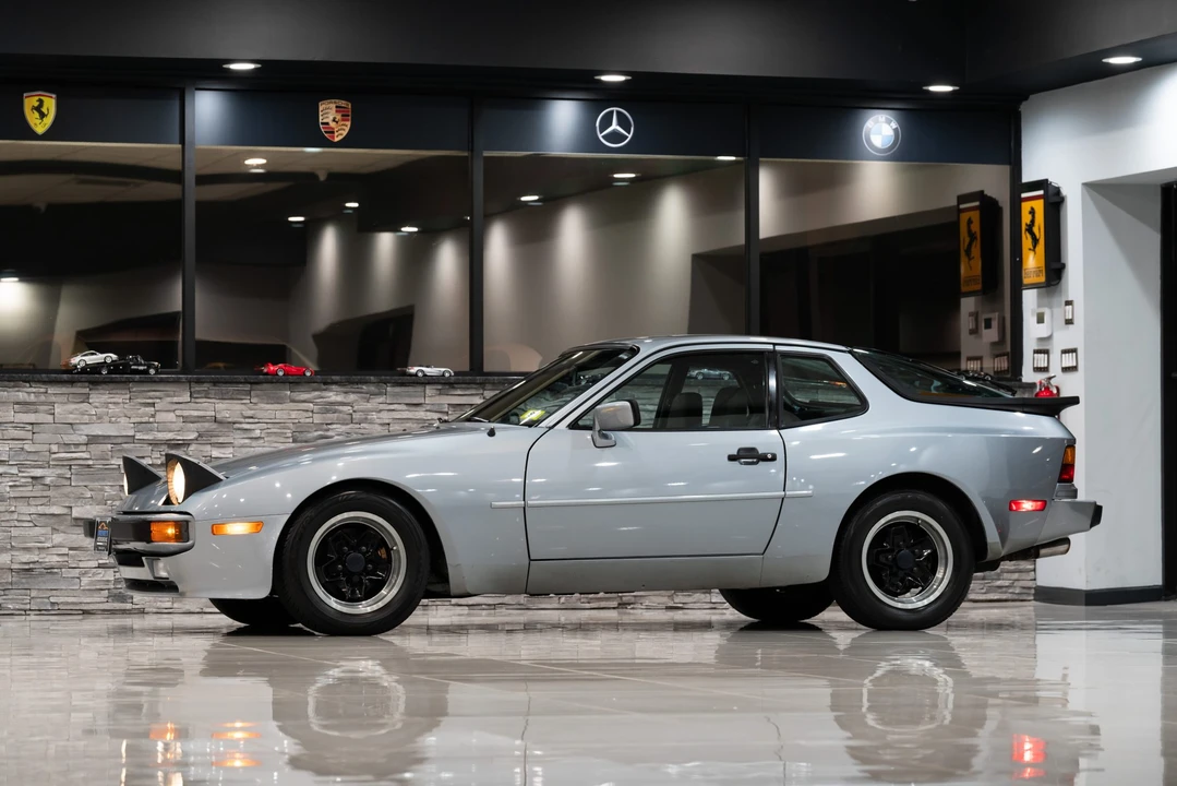 1983 Porsche 944 - Image 9 of 31