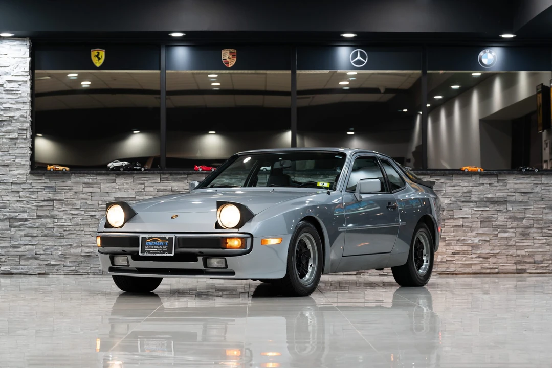 1983 Porsche 944 - Image 6 of 31