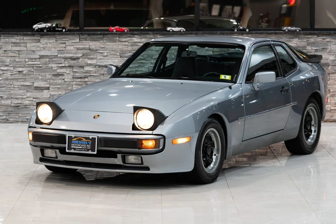 1983 Porsche 944 - Image 4 of 31