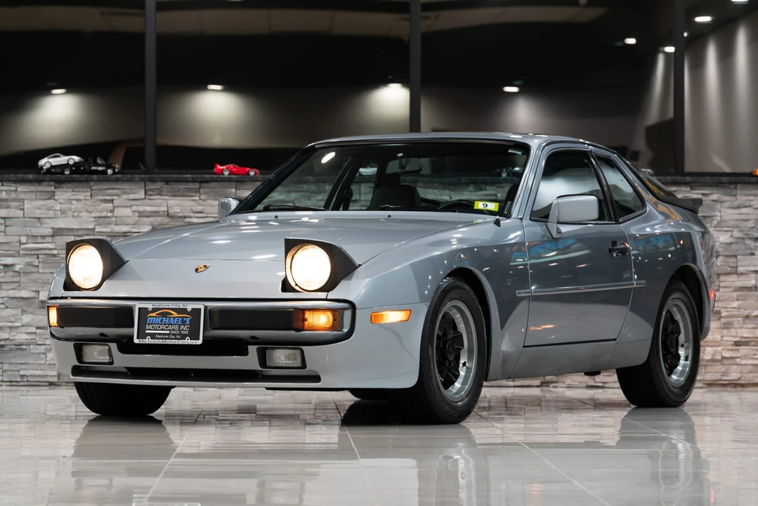 1983 Porsche 944 - Image 2 of 31