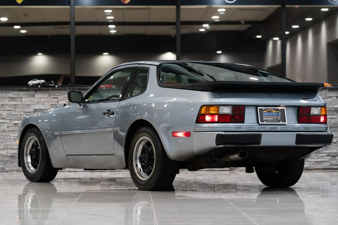 1983 Porsche 944 - Image 16 of 31