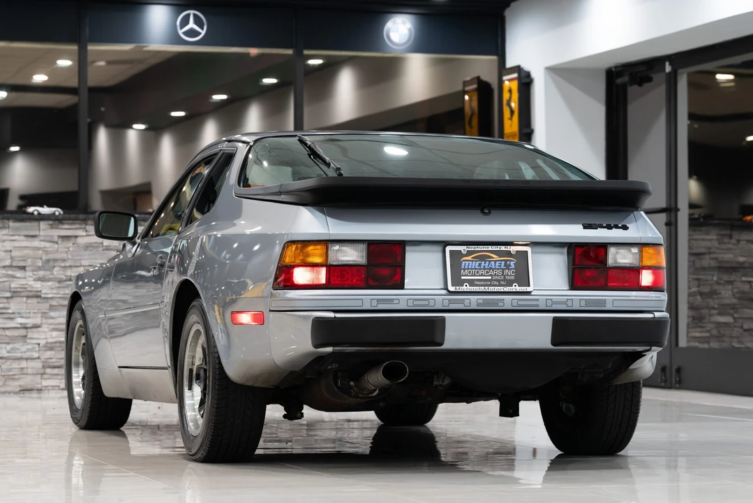 1983 Porsche 944 - Image 21 of 31