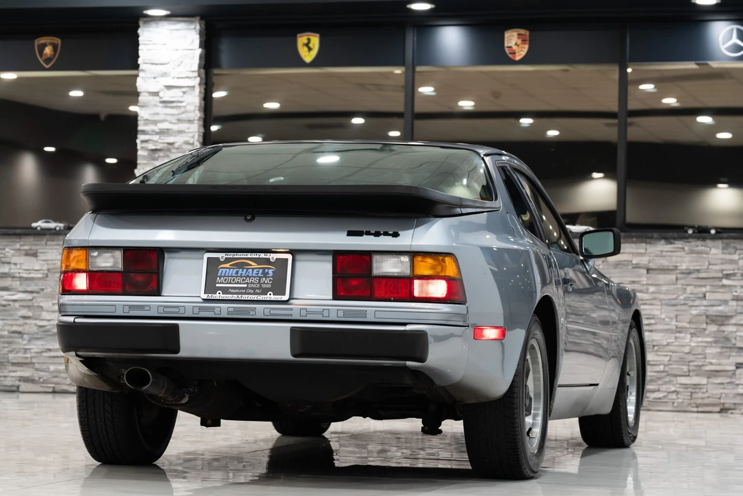 1983 Porsche 944 - Image 25 of 31