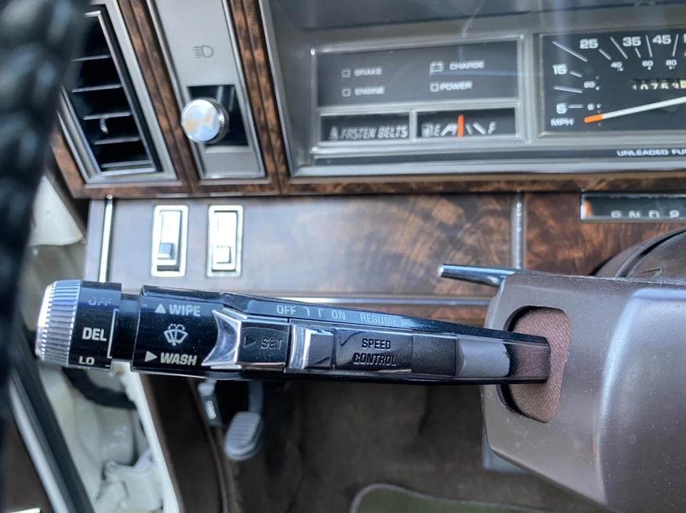 1984 Chrysler K-Car - Image 21 of 31