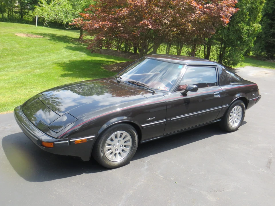 1984 Mazda RX-7 SA & FB - Image 2 of 31