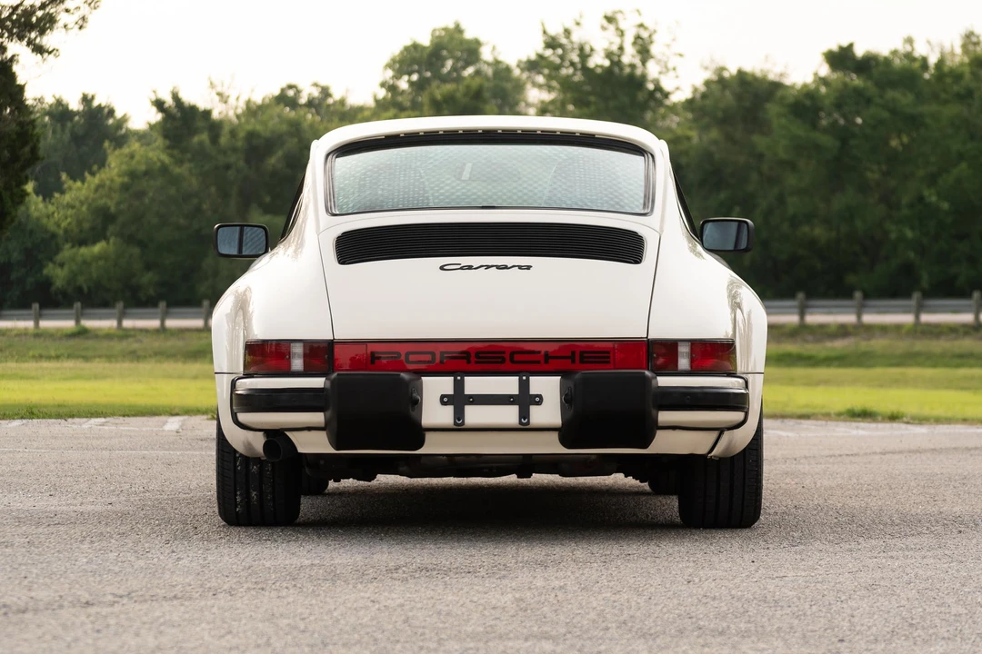 1985 Porsche 911 Carrera 3.2 - Image 9 of 31