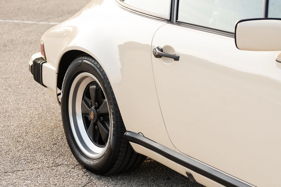 1985 Porsche 911 Carrera 3.2 - Image 14 of 31