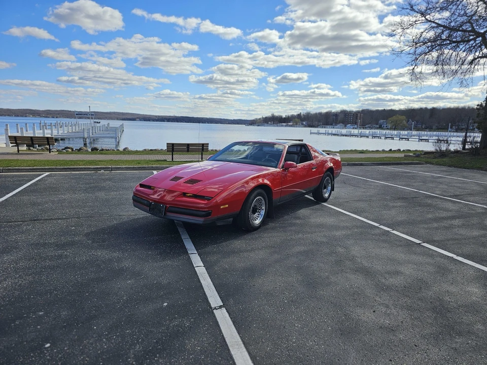 1986 Pontiac Firebird 3rd Gen - Image 12 of 31