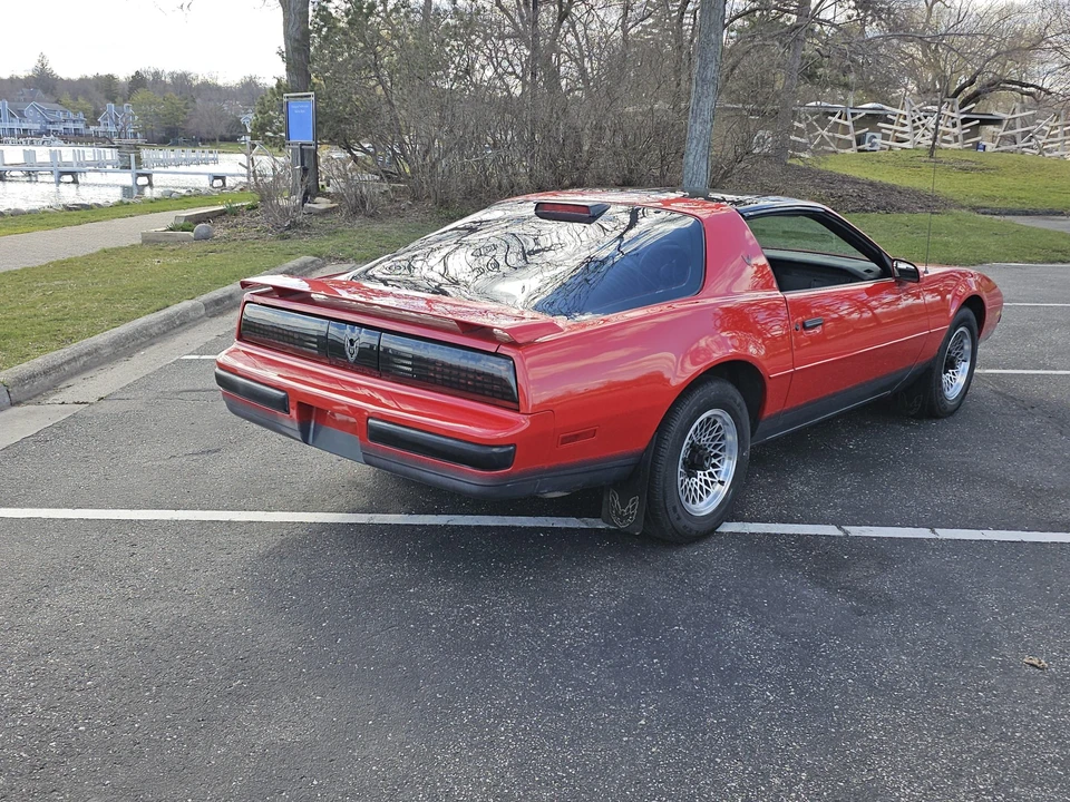 1986 Pontiac Firebird 3rd Gen - Image 22 of 31