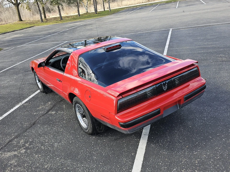 1986 Pontiac Firebird 3rd Gen - Image 18 of 31