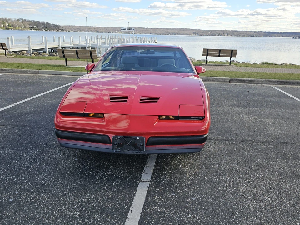 1986 Pontiac Firebird 3rd Gen - Image 8 of 31