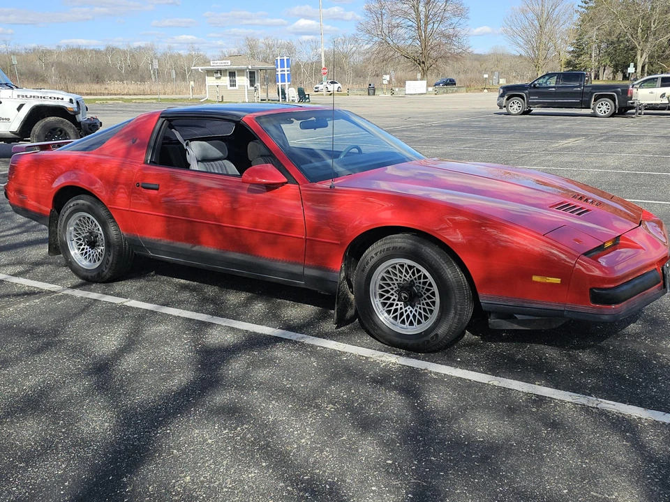 1986 Pontiac Firebird 3rd Gen - Image 25 of 31