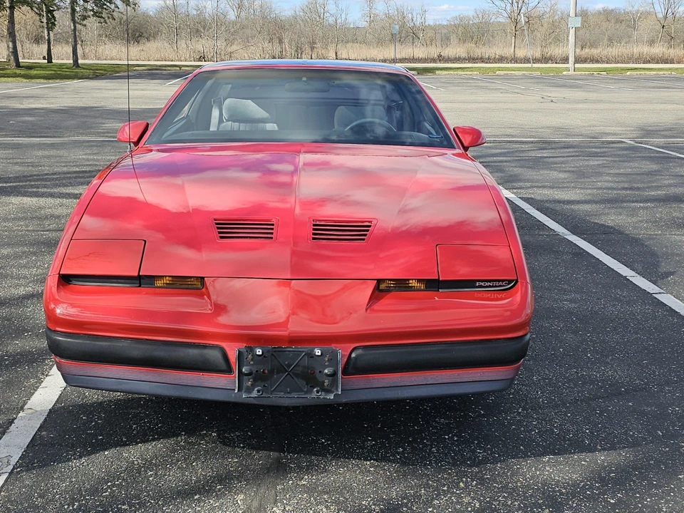 1986 Pontiac Firebird 3rd Gen - Image 5 of 31