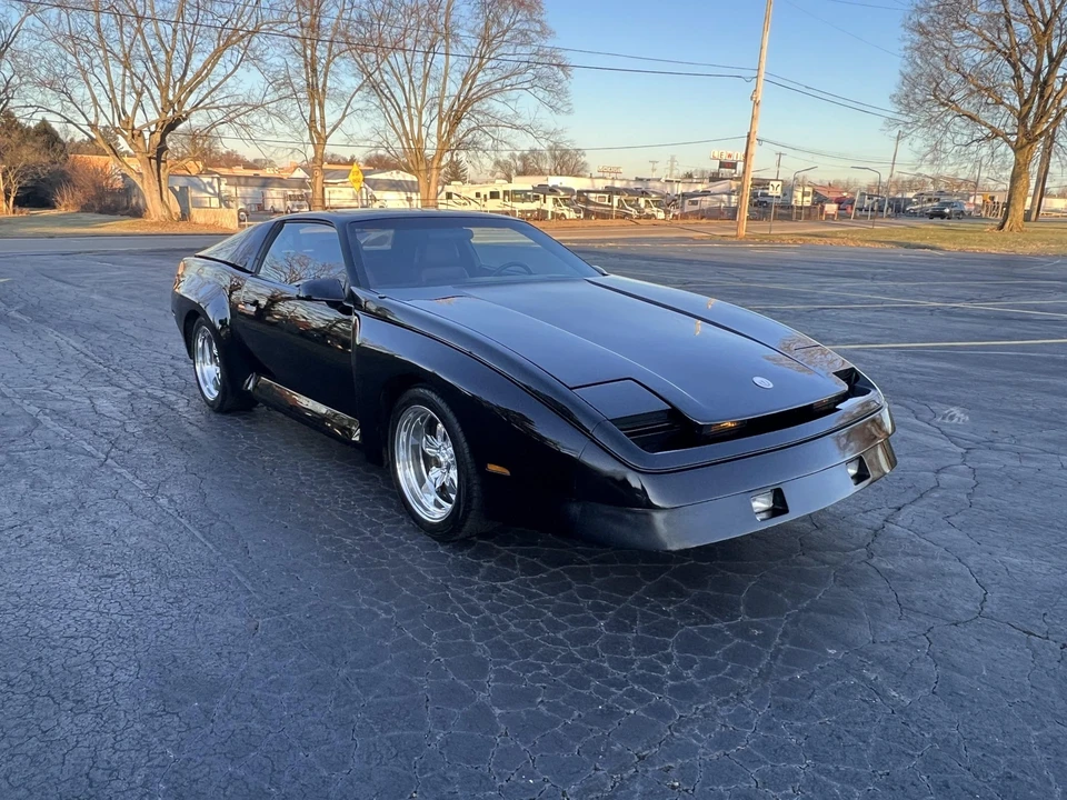 1987 Pontiac Firebird 3rd Gen - Image 19 of 31