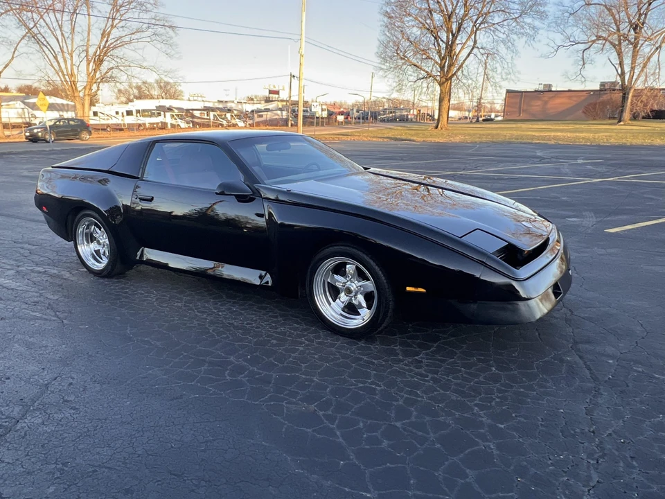 1987 Pontiac Firebird 3rd Gen - Image 21 of 31