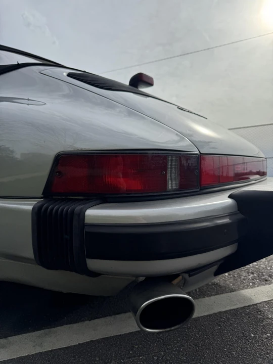 1987 Porsche 911 Carrera 3.2 - Image 25 of 31