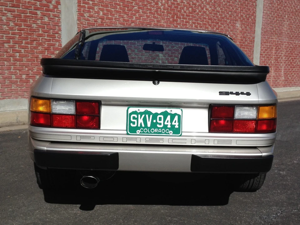 1987 Porsche 944 - Image 8 of 31