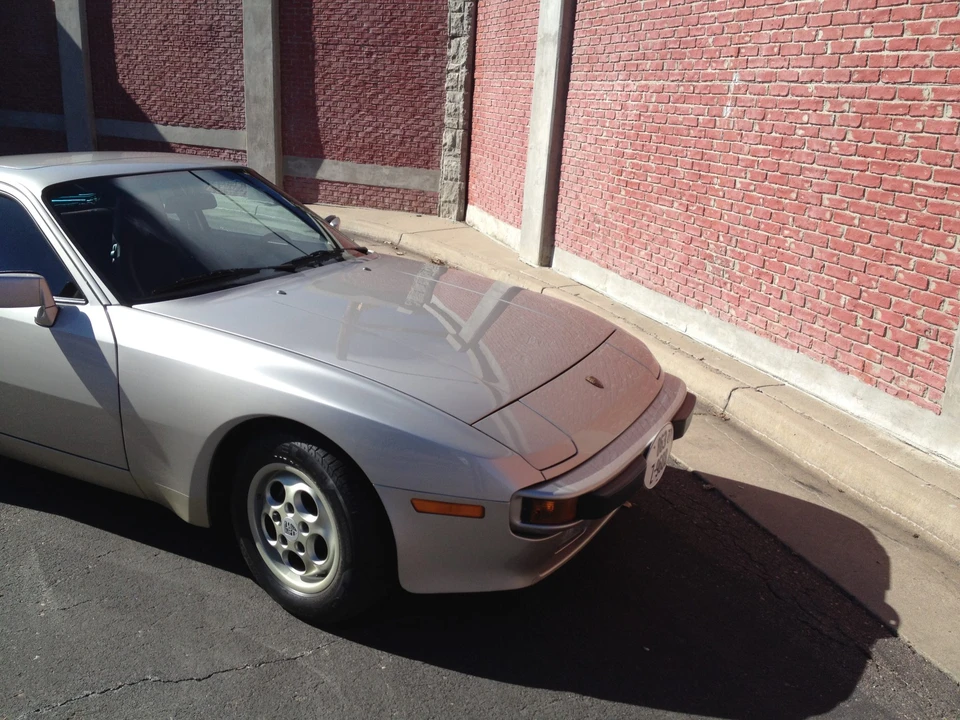 1987 Porsche 944 - Image 11 of 31