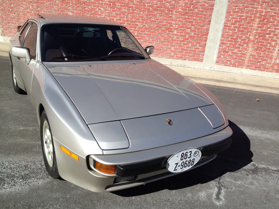 1987 Porsche 944 - Image 6 of 31