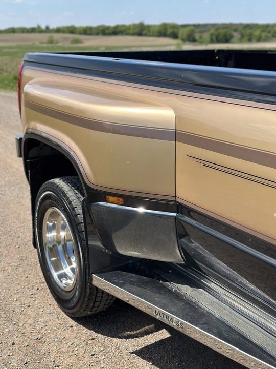 1988 GMC Sierra 1st Gen - Image 25 of 31