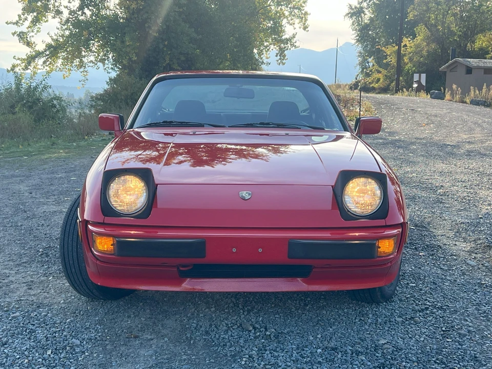 1988 Porsche 924 S - Image 8 of 31