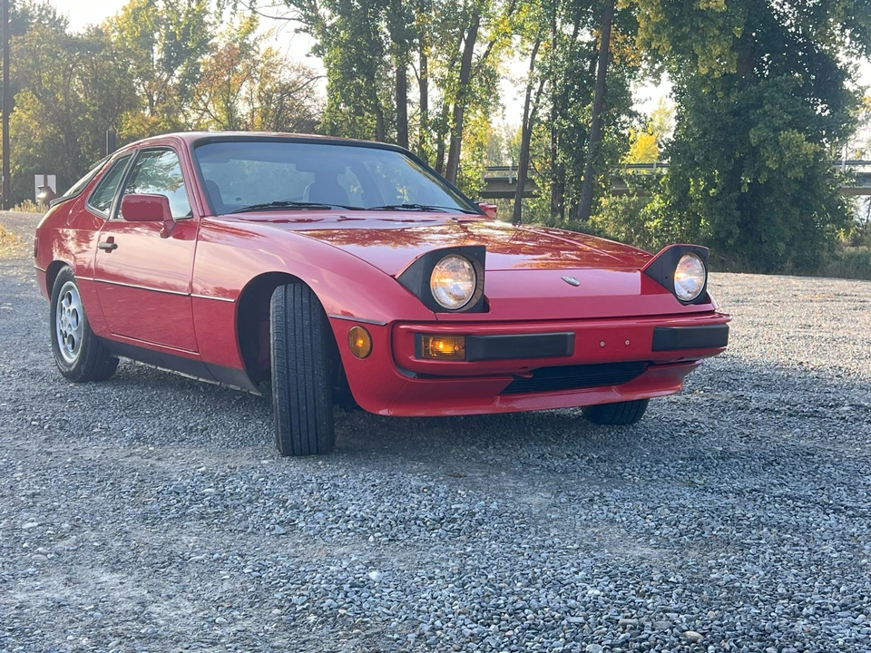1988 Porsche 924 S - Image 10 of 31
