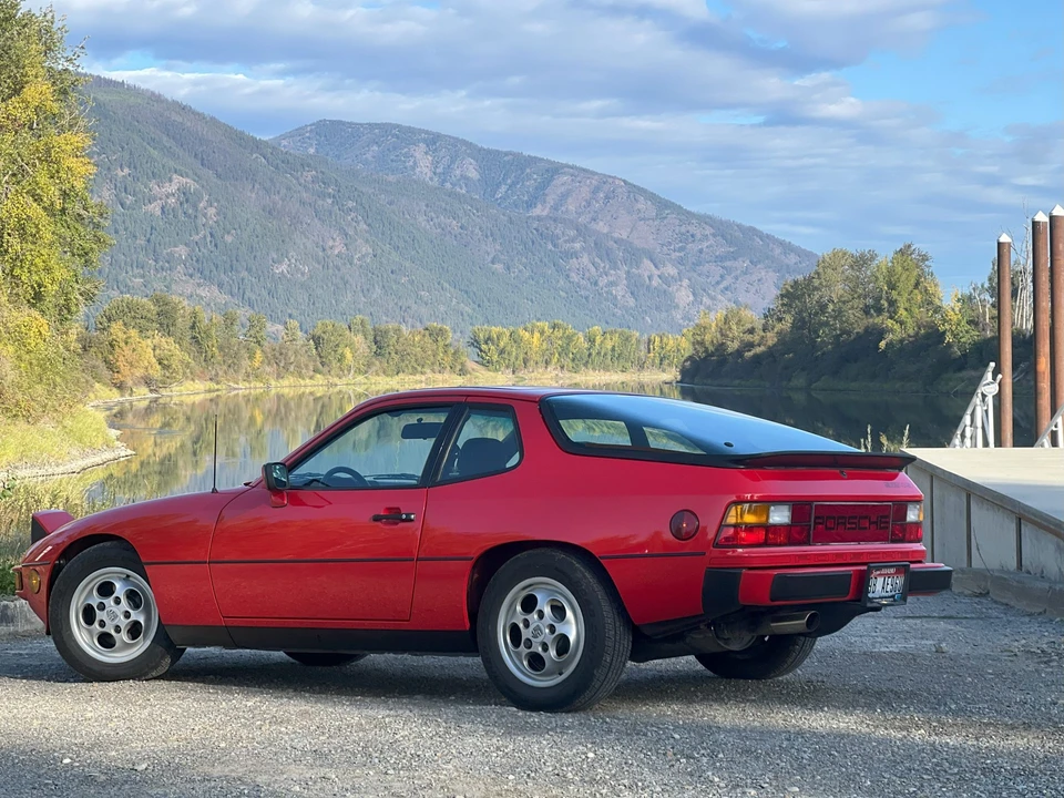 1988 Porsche 924 S - Image 24 of 31