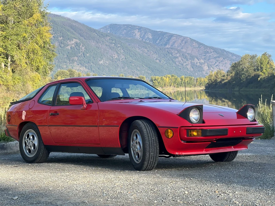 1988 Porsche 924 S - Image 13 of 31