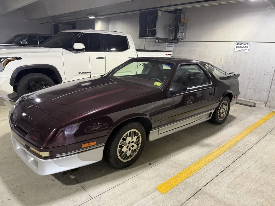 1989 Dodge Daytona - Image 2 of 31