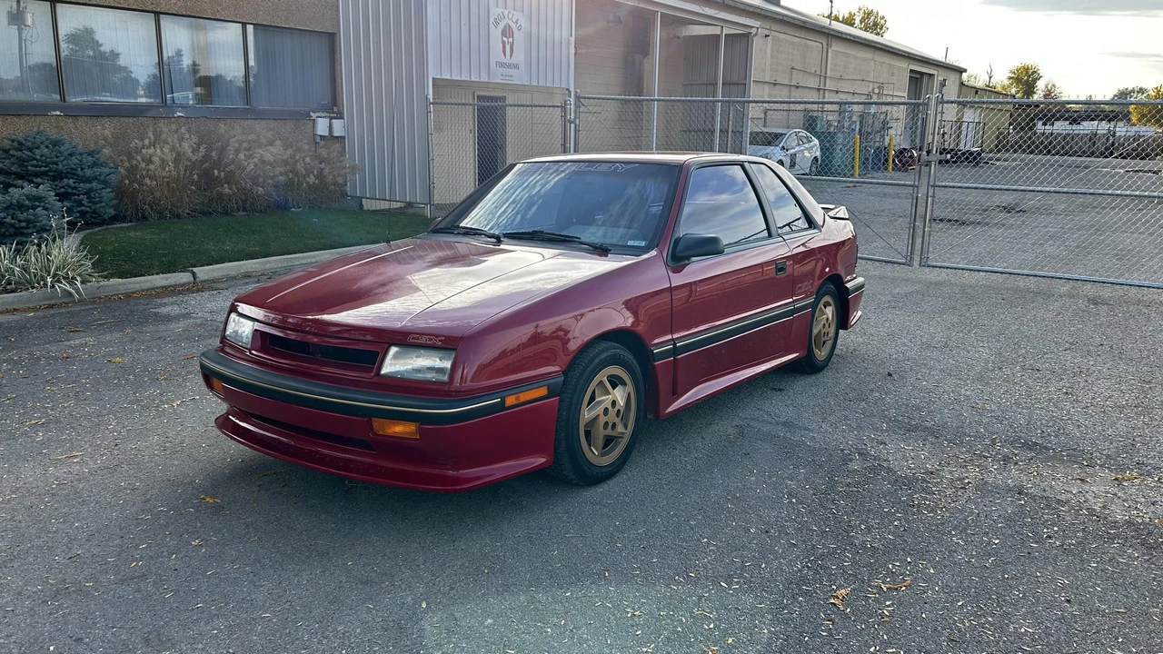 1989 Dodge Shelby CSX - Image 7 of 31