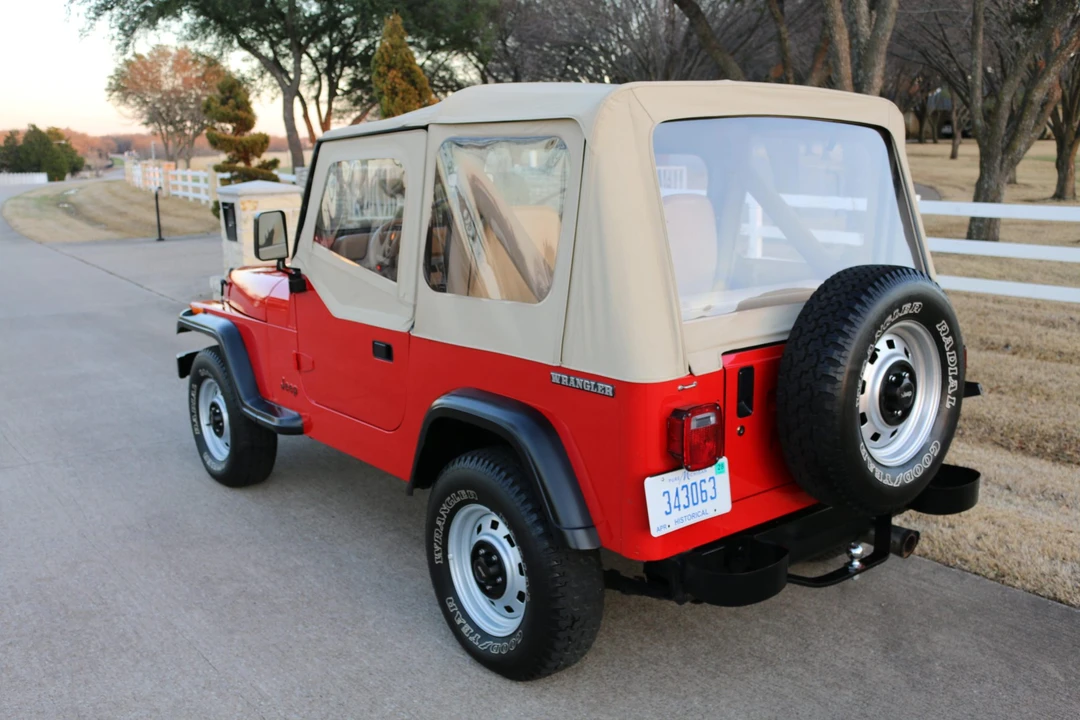 1989 Jeep YJ Wrangler - Image 21 of 31