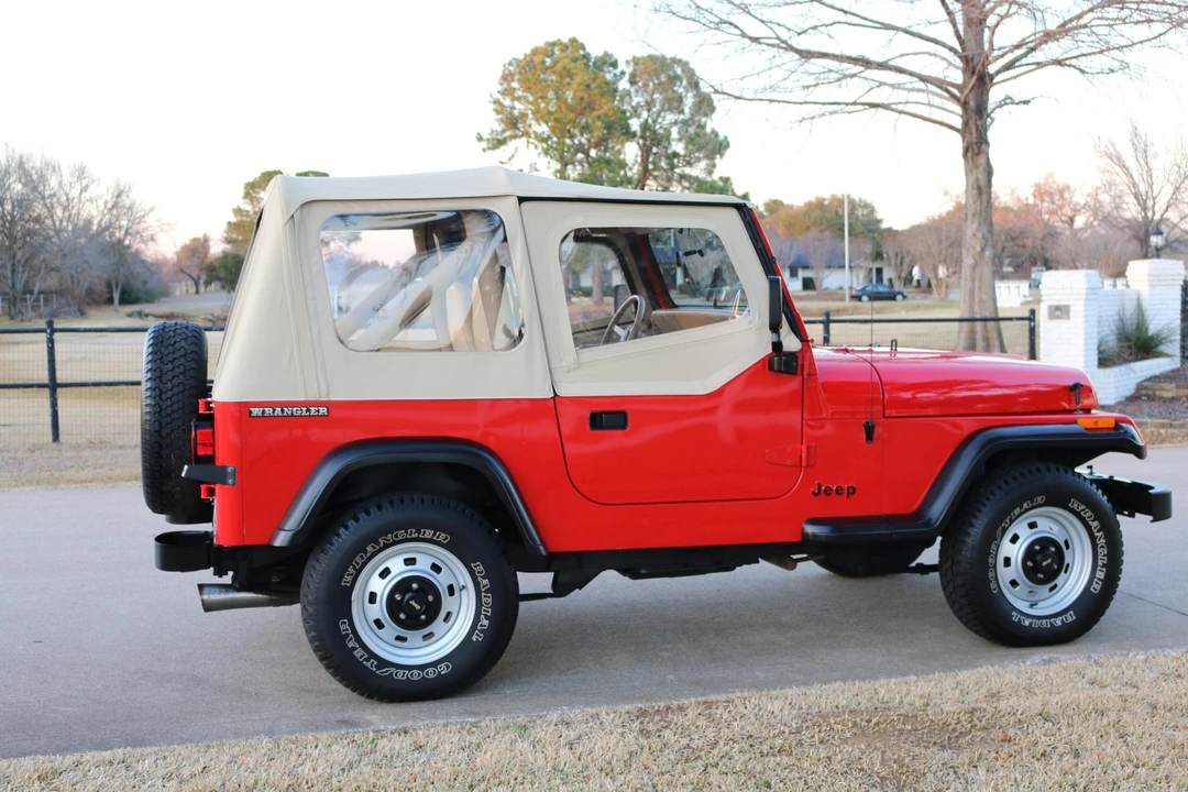 1989 Jeep YJ Wrangler - Image 25 of 31