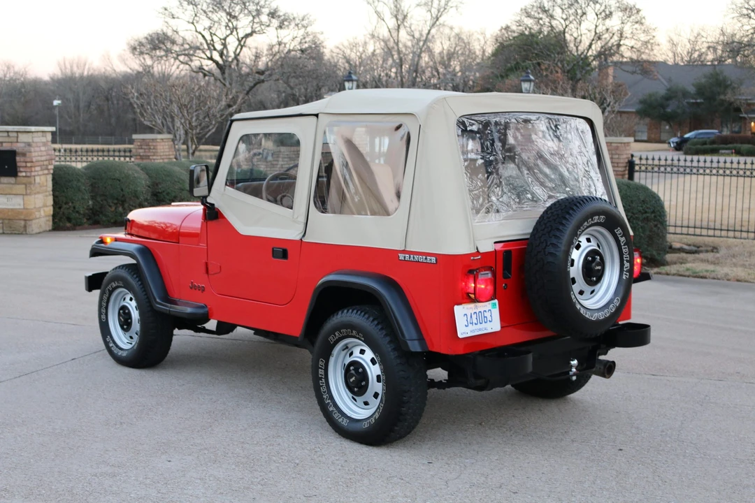 1989 Jeep YJ Wrangler - Image 8 of 31