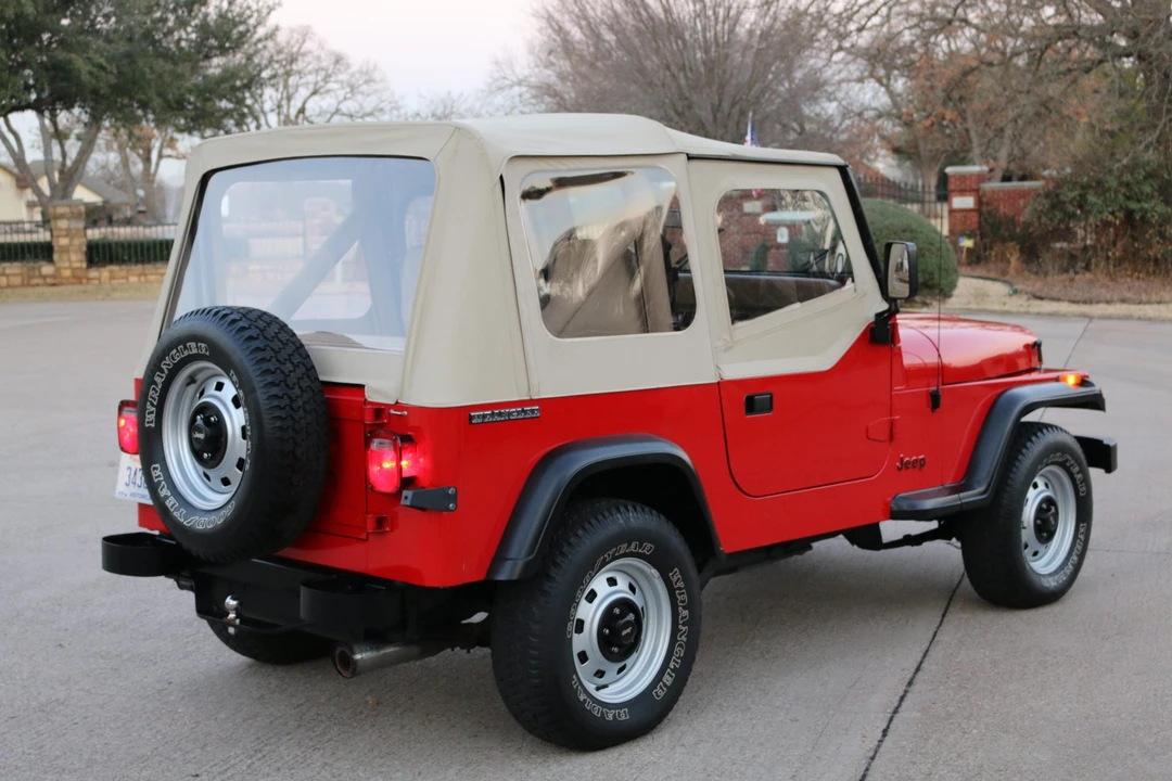 1989 Jeep YJ Wrangler - Image 10 of 31