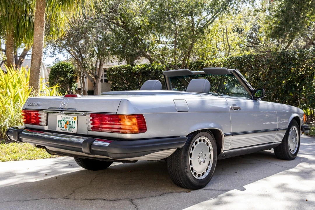 1989 Mercedes-Benz R107 SL-Class - Image 18 of 31