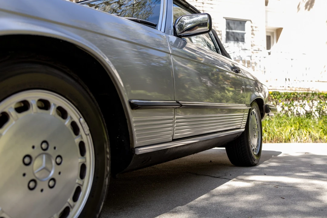1989 Mercedes-Benz R107 SL-Class - Image 28 of 31
