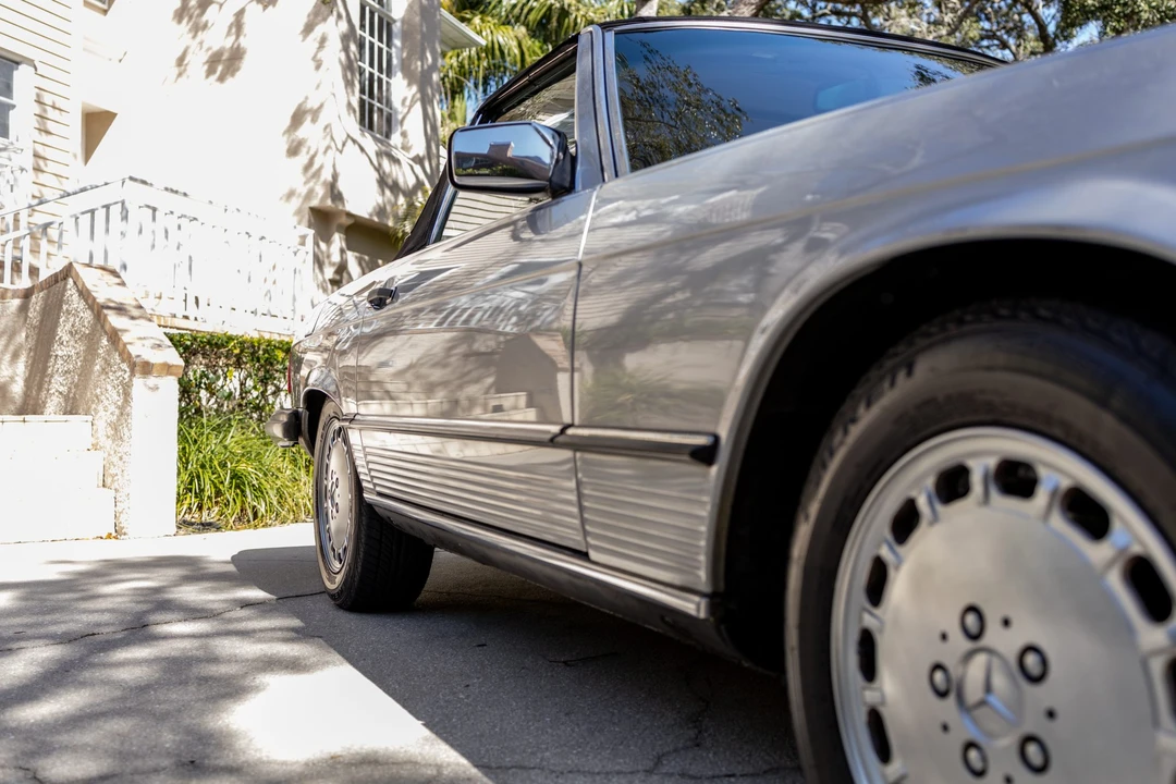1989 Mercedes-Benz R107 SL-Class - Image 30 of 31