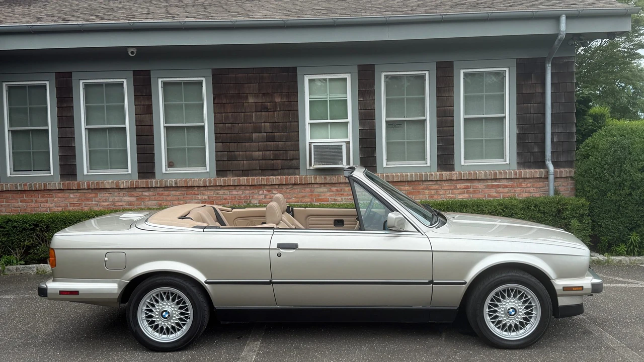 1990 BMW E30 3 Series - Image 7 of 31