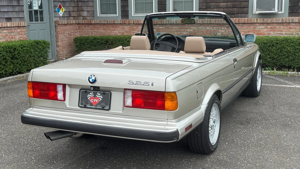 1990 BMW E30 3 Series - Image 9 of 31