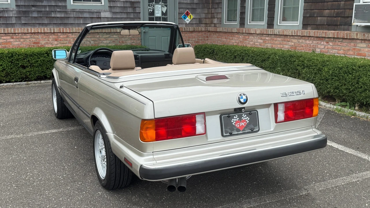 1990 BMW E30 3 Series - Image 12 of 31