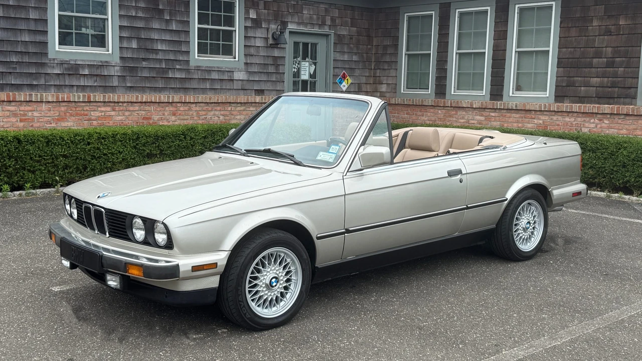 1990 BMW E30 3 Series - Image 2 of 31