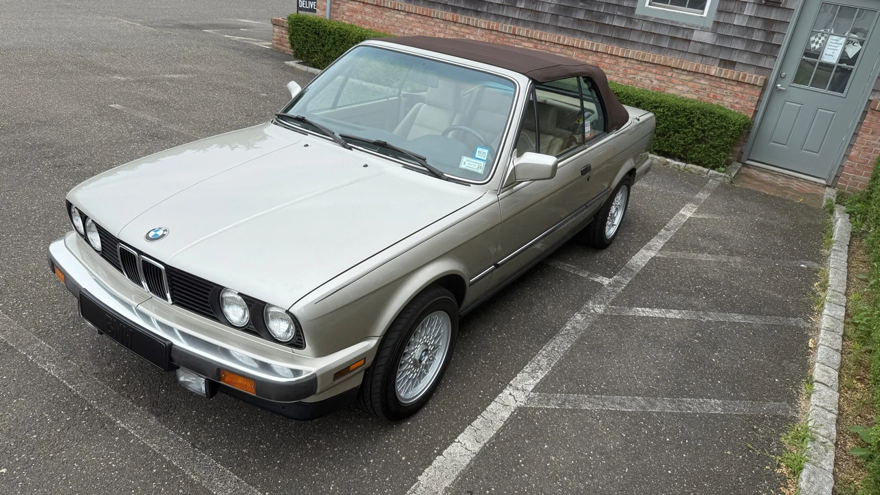 1990 BMW E30 3 Series - Image 15 of 31