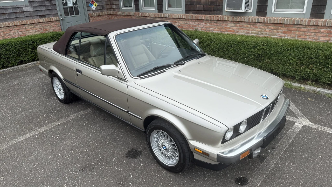 1990 BMW E30 3 Series - Image 16 of 31