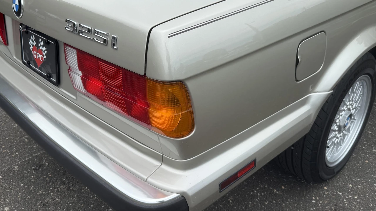 1990 BMW E30 3 Series - Image 20 of 31