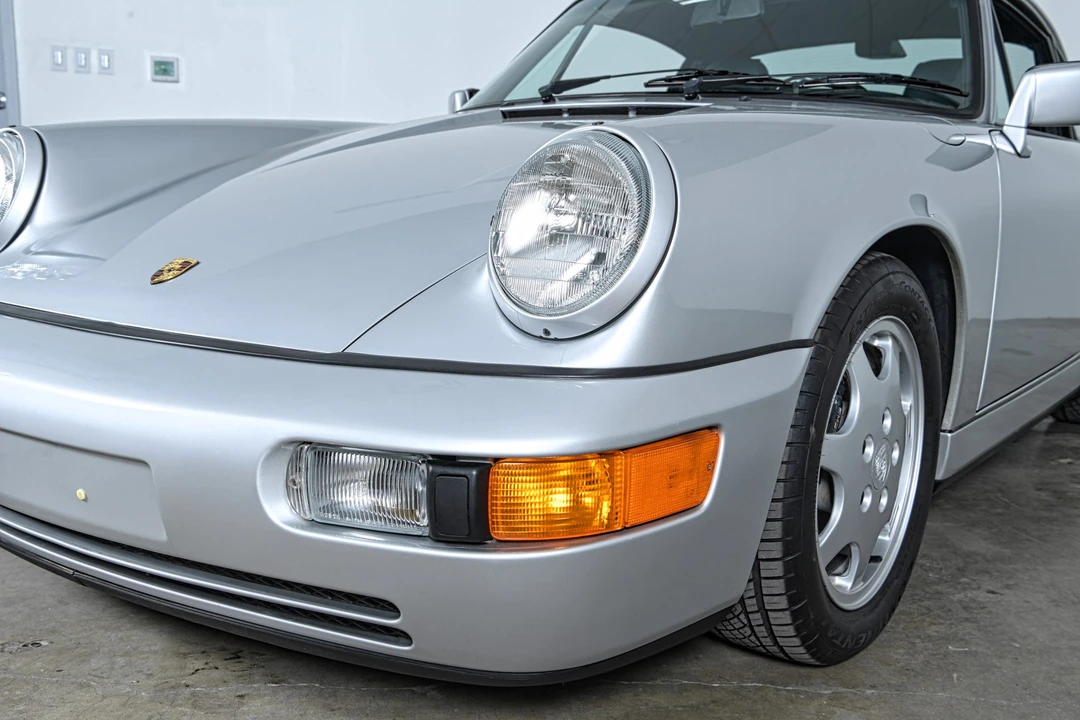 1990 Porsche 964 Carrera 4 - Image 16 of 31