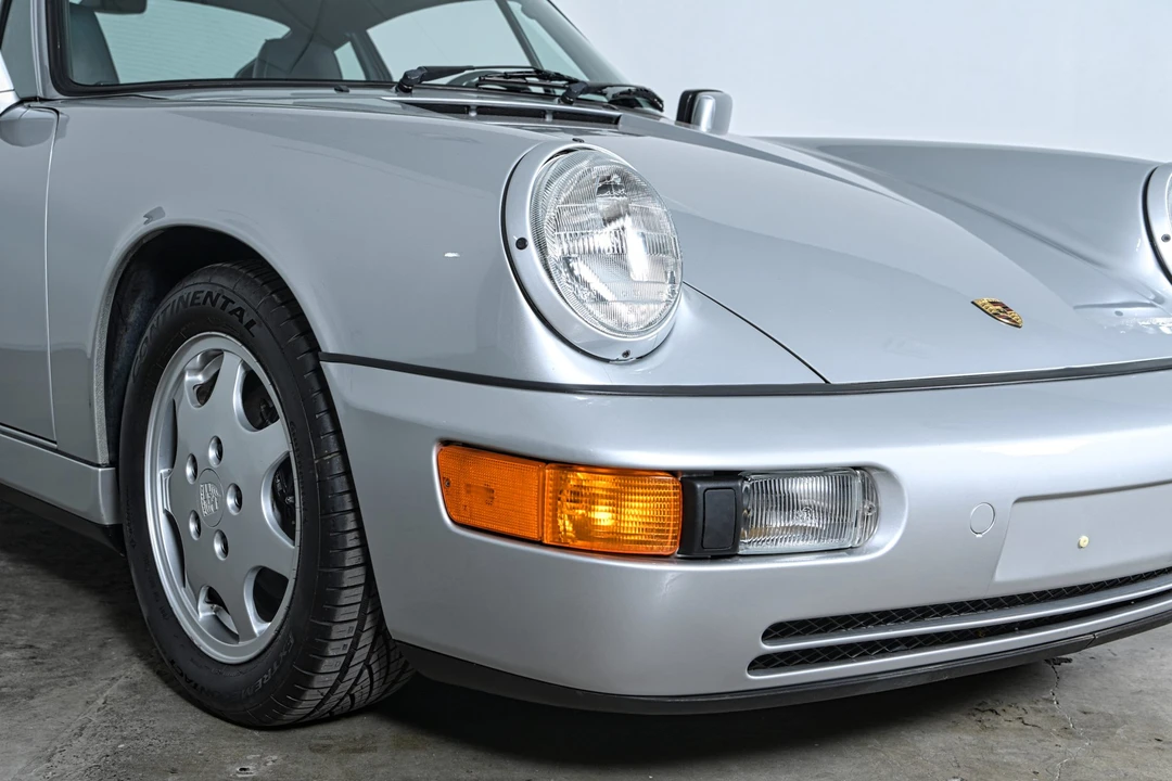 1990 Porsche 964 Carrera 4 - Image 14 of 31