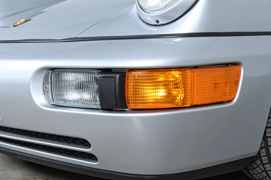 1990 Porsche 964 Carrera 4 - Image 19 of 31