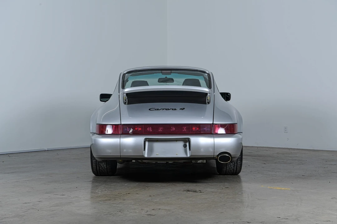 1990 Porsche 964 Carrera 4 - Image 9 of 31
