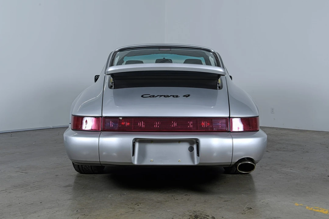 1990 Porsche 964 Carrera 4 - Image 8 of 31