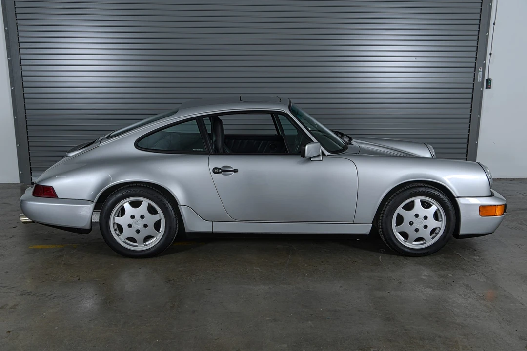 1990 Porsche 964 Carrera 4 - Image 7 of 31